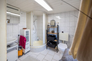 Badezimmer im KG