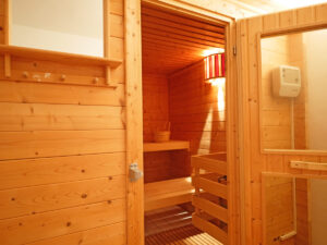 12-Sauna KG