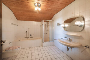 Badezimmer OG