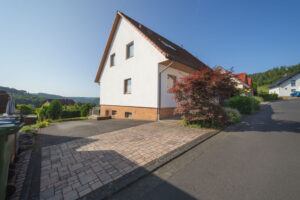 Blick von der Straße