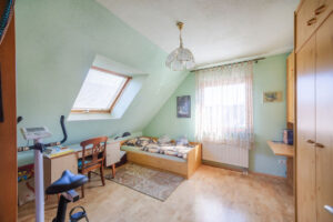 Kinderzimmer I im Dachgeschoss