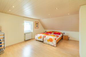 Schlafzimmer DG