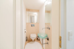 WC im Kellergeschoss