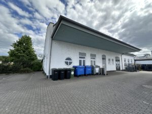 Blick auf die Toreinfahrt