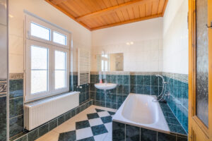 Bad im 1. Obergeschoss