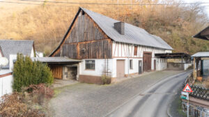 Straßenansicht Scheune