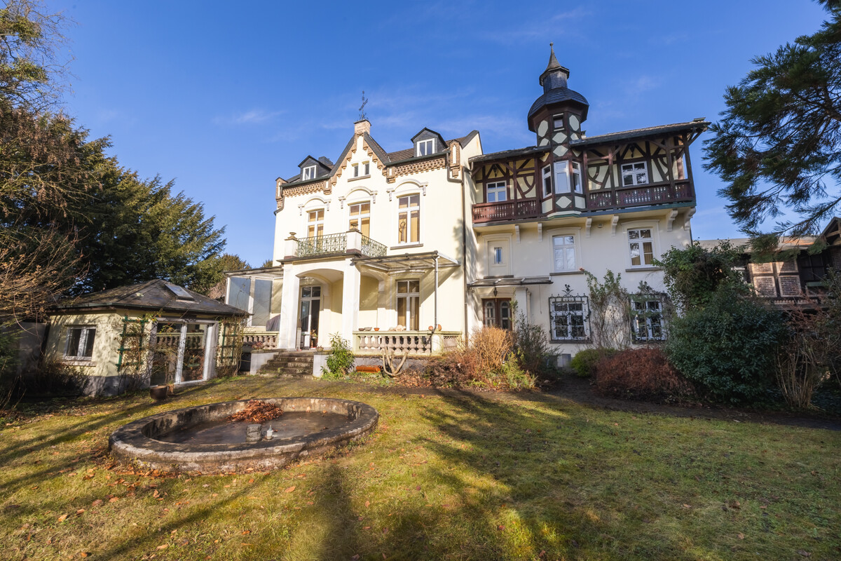 Blick aus dem Garten