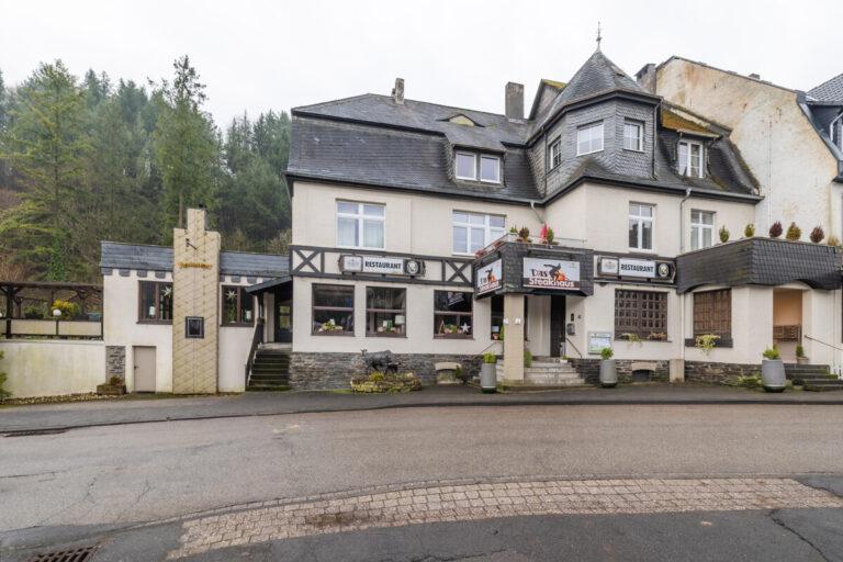 Wohnungen mit Gewerbe