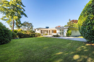 Blick aus dem Garten