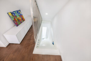 Treppe zum Obergeschoss