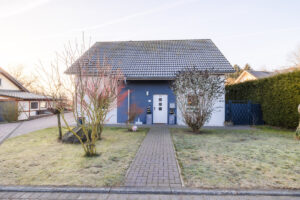 Einfamilienhaus von vorne