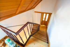 Treppe zum Dachgeschoss