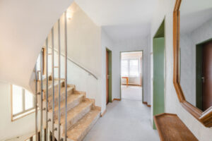 Treppe zum Dachgeschoss