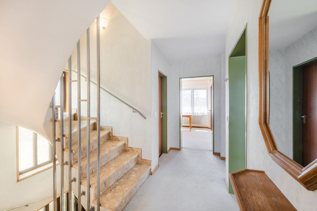 Treppe zum Dachgeschoss