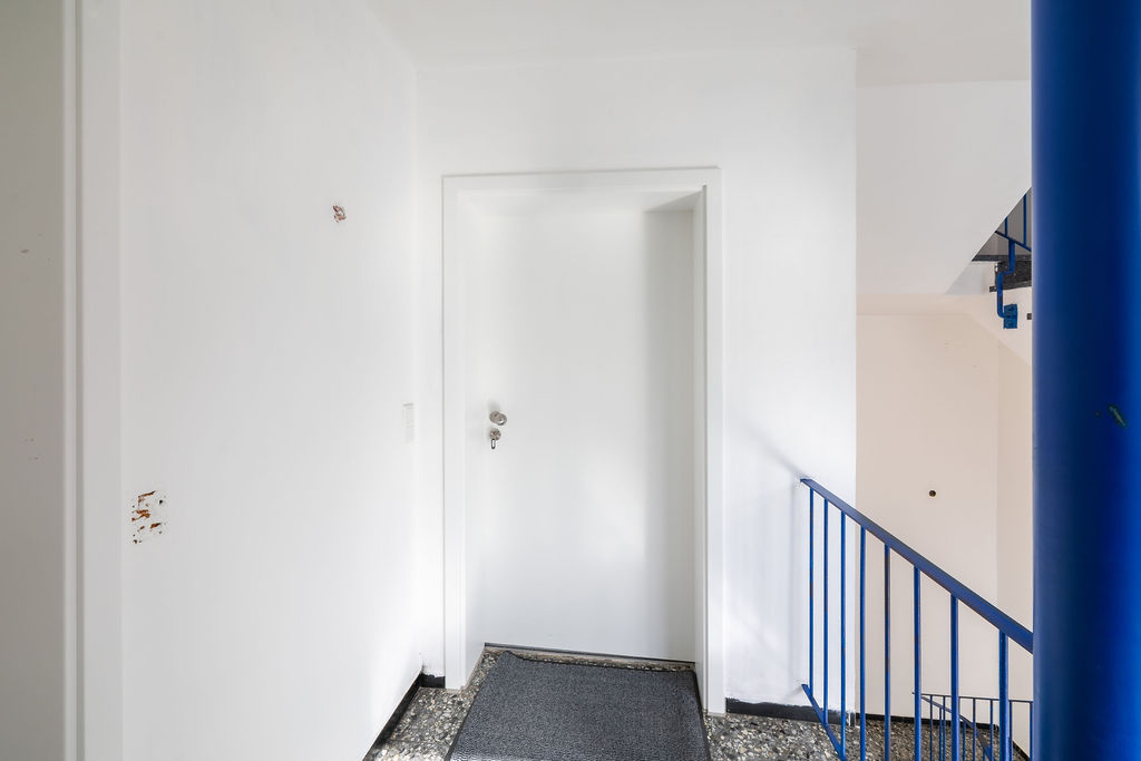 Zugang zum Büro - Treppenhaus
